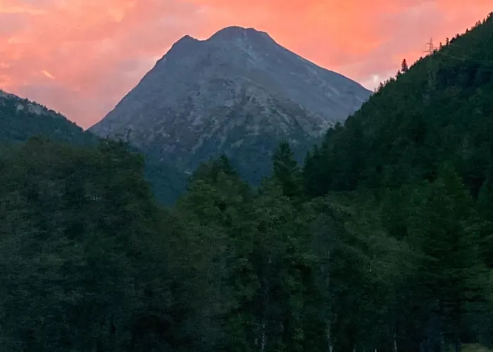 Nicht Daheim Und Doch Zuhause *